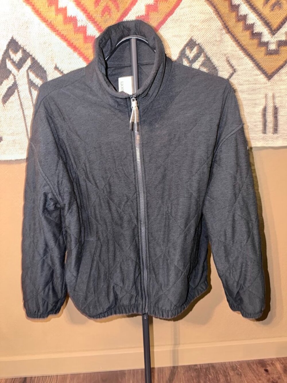 Vuori Jacket Size Medium